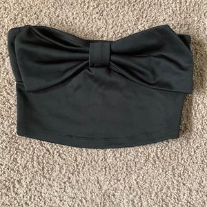 Strapless bow croptop